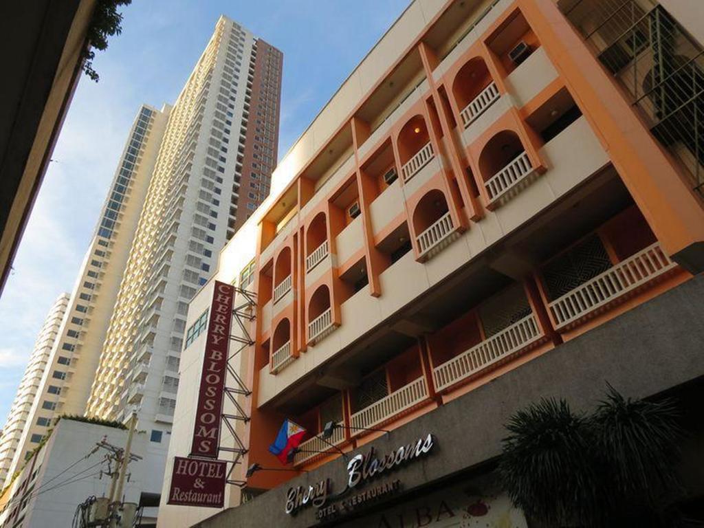 Cherry Blossoms Hotel มะนิลา ภายนอก รูปภาพ