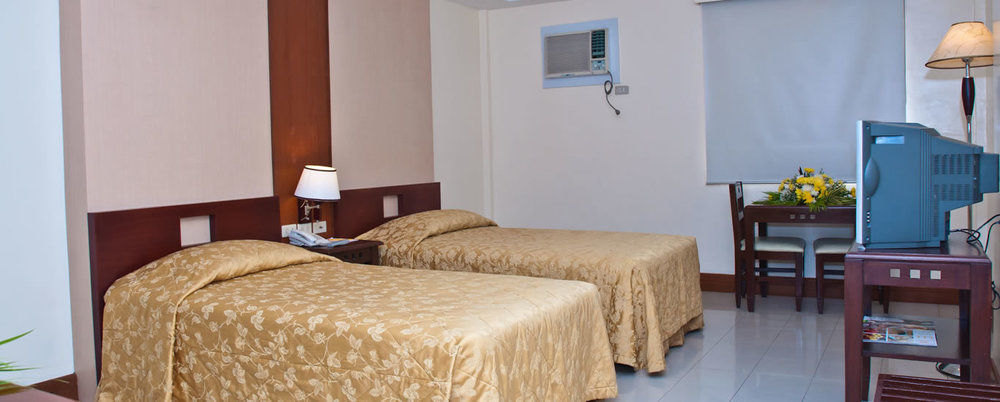 Cherry Blossoms Hotel มะนิลา ภายนอก รูปภาพ